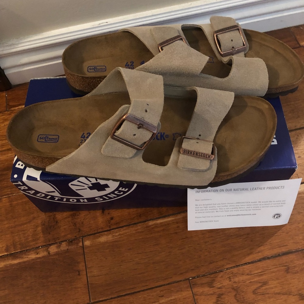 New! Birkenstock’s Arizona suede taupe size 42/11N